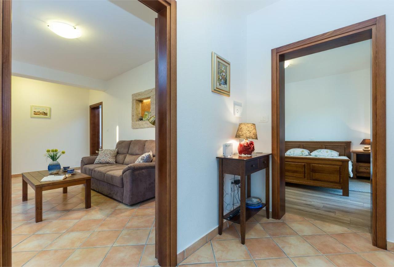 Vila Elida Pazin Esterno foto